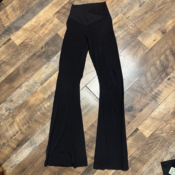 aerie Pants - Aerie OFFLINE Black High-Rise Flare Leggings